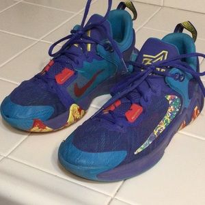 Nike Grade School,Giannis Immortality 2 SE Basketball shoes US 5.5Y Genuine